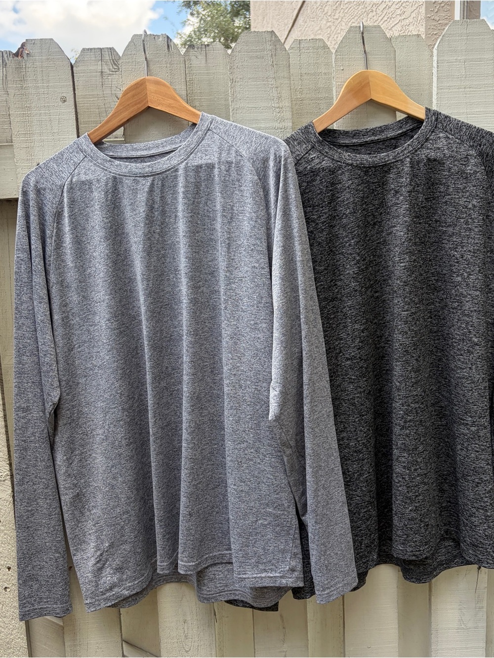 2 Zengjo Men’s Heathered Gray Long Sleeve Performance Athletic Shirt XL EUC